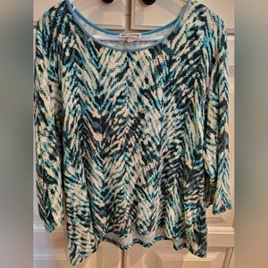 JM collection Navy Chevron print knot top. 3X